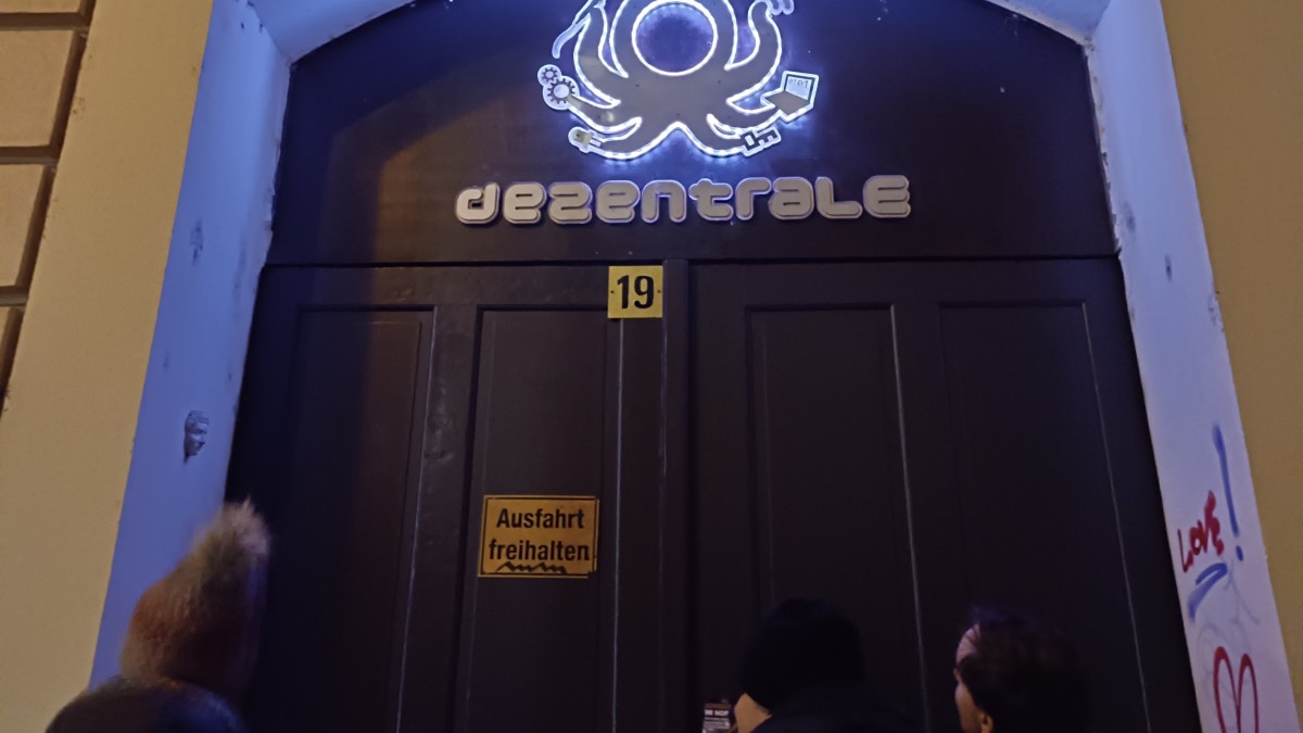 Entrance to dezentrale in Leipzig during the Jugend hackt networking weekend